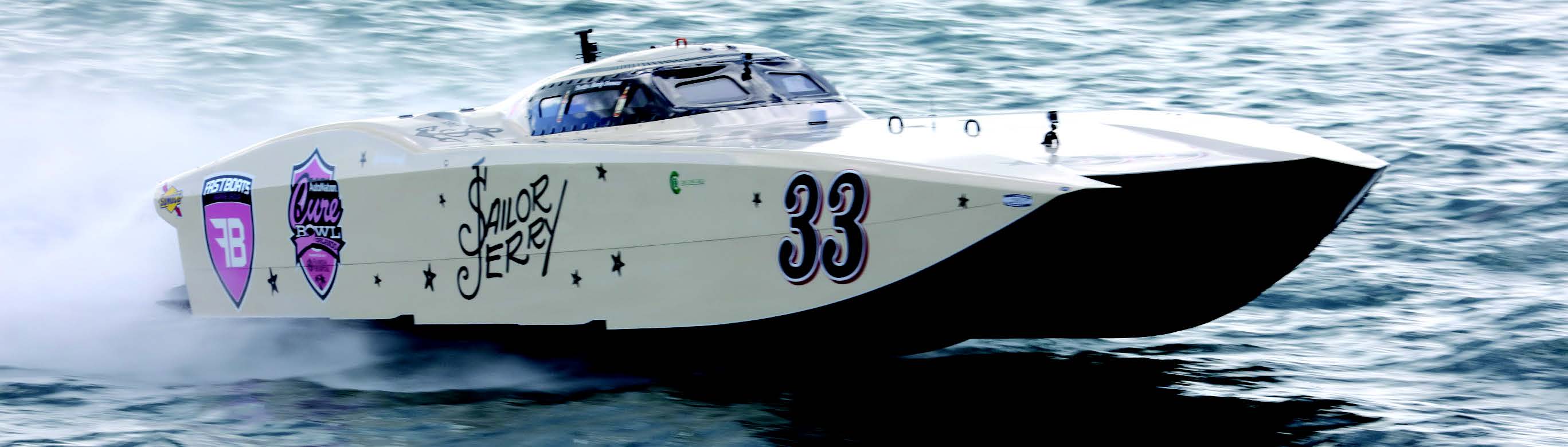 With new graphics and a new driver, the Sailor Jerry-Autonation team is running the only MTI in Superboat.