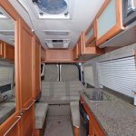 40-1_roadtrek_rs-adventurous_02