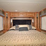 40-1_tiffin_allegro_breeze_32_03