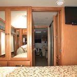 40-1_tiffin_allegro_breeze_32_07