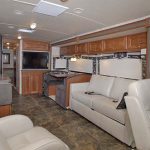 41-5_winnebago_sightseer_35j_02