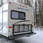 42-1_venture_rv_sporttrek_320vik_04