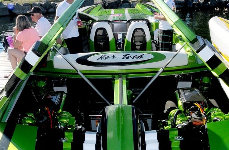 POKER RUNNERS BRIAN AND JANET LUNDY: SATISIFIED CAT CUSTOMERS