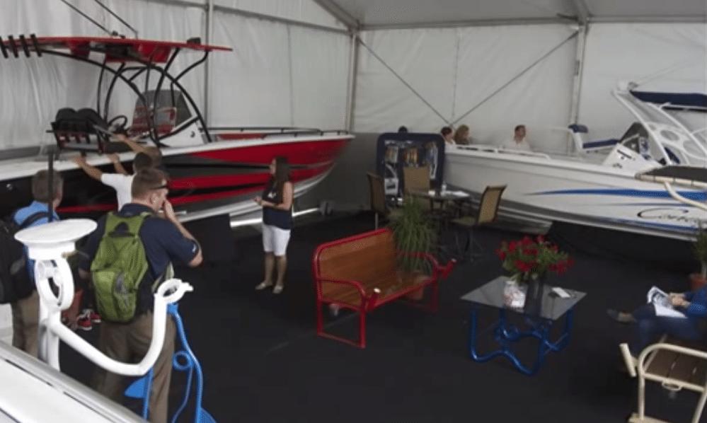 Poker Runs America - 2013 Miami International Boat Show ...